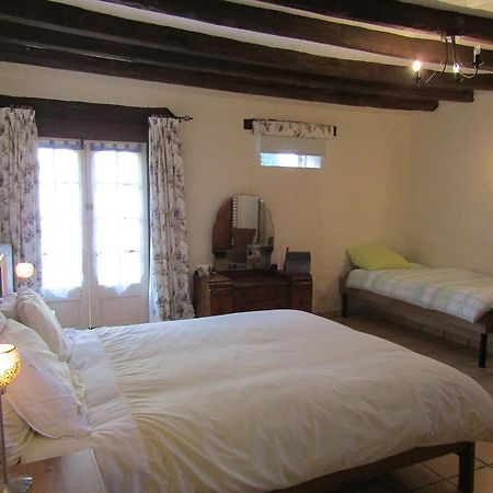 Saint-Pierre-du-Lorouër Thesecretgarden-France B&B 외부 사진